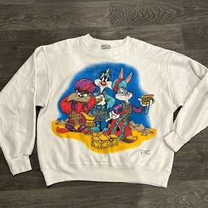 Vintage crewneck t shirt Disney warner brothers bugs bunny sweater